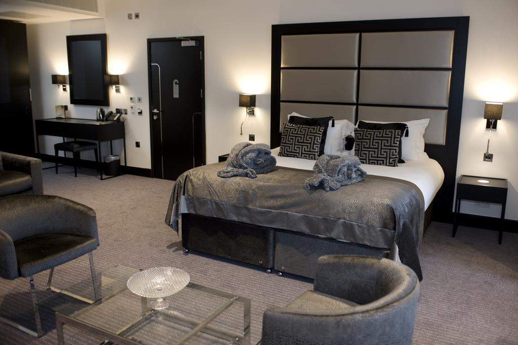 The Lodge At Kingswood Epsom Quarto foto